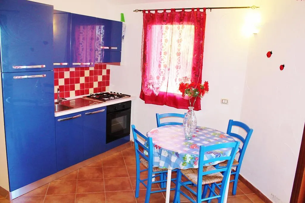 Gli Oleandri Rossi Hostel Budoni Σπίτι διακοπών