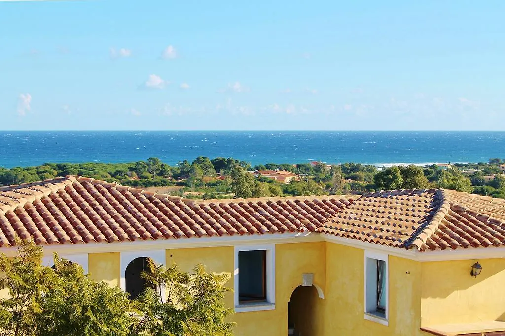 Gli Oleandri Rossi Hostel Budoni