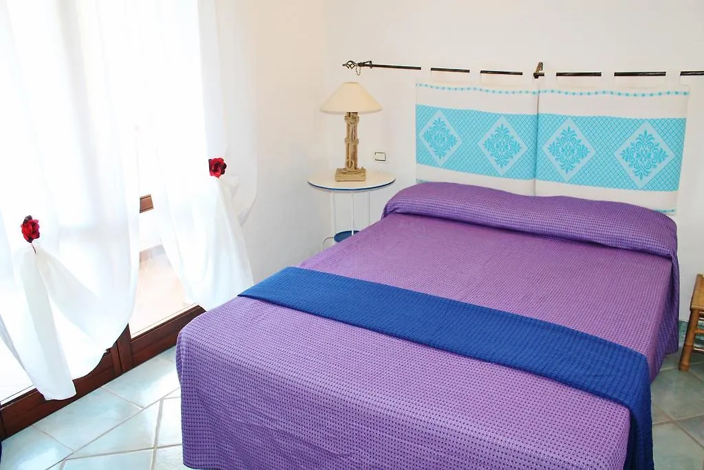 Σπίτι διακοπών Gli Oleandri Rossi Hostel Budoni