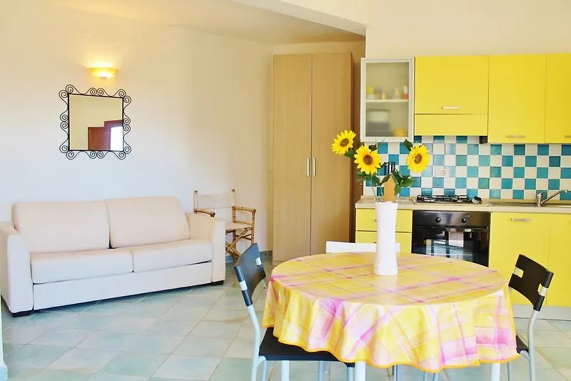 Gli Oleandri Rossi Hostel Budoni Italië